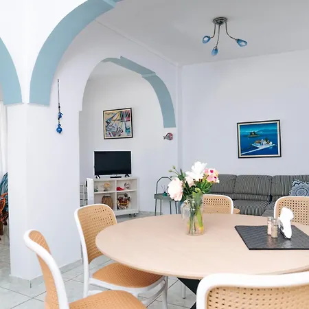 Luxury Unique Sea View Apartment *